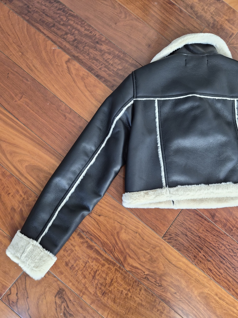 Forever 21 Cropped Faux Fur Moto Jacket Black/Cream XS - Picture 11 of 14